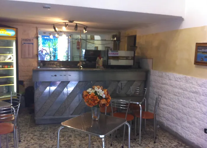 Отель Viola Неаполь