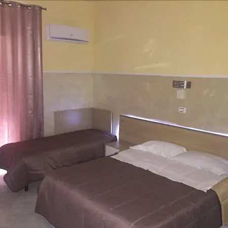 Hotel Viola 3* Napoli